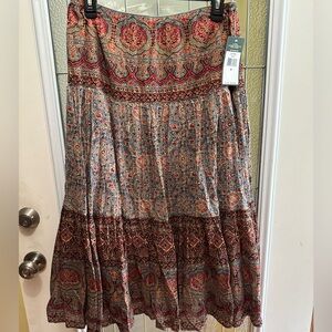 Ralph Lauren Jean Co printed skirt. New with tags size Medium with elastic waist